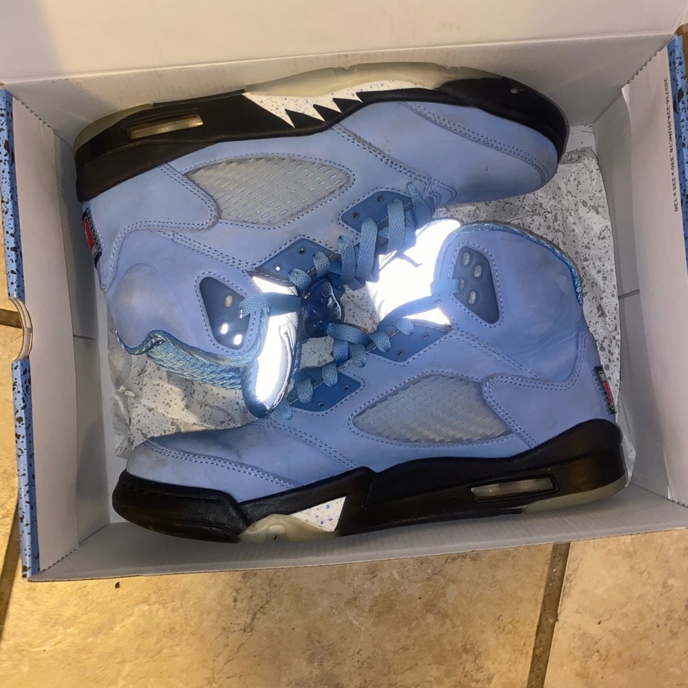 Unc Jordan 5 sz 8